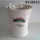 Lotus pattern ceramic China pot