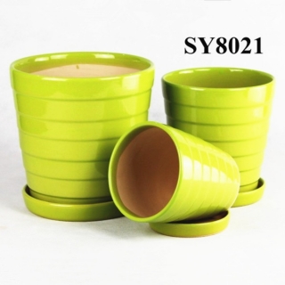 Green Shaving line glazed porcelain pot