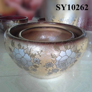 Wide-mouthed ceramic meeting plant pot