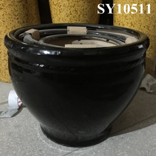 Black ceramic garden plant pots