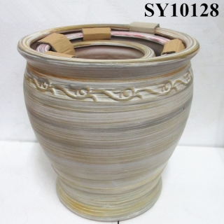 Painting ceramic outdoor plant pot