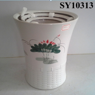 Lotus pattern ceramic China pot