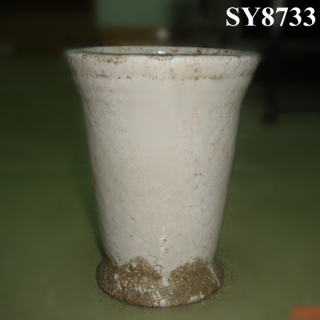 Cup shape white ceramic antique yard pot