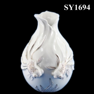 8.5" Decorative liquid gold white flower vase