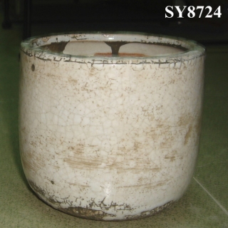 Round cream glazed antique planter