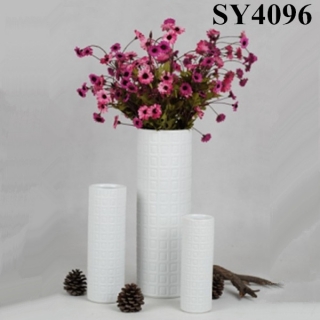 lengthy cylindrical flower receptacle