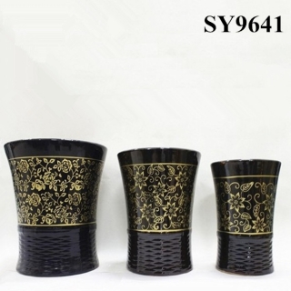 Black glazed decorative garden pots