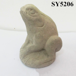 Natural frog concrete cement garden statue